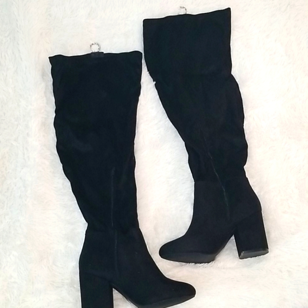 Black wide calf zip up boot